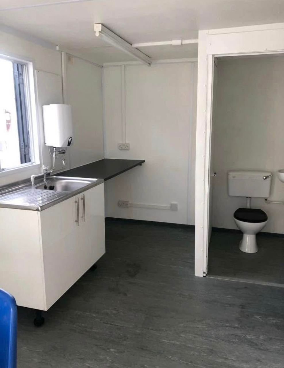24ft Shipping Container Office with Toilet - Image 8